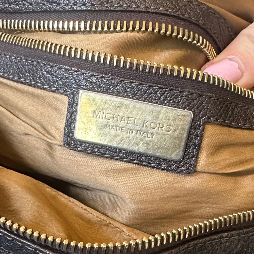 Vintage Micheal Kors bag in great condition Elegant Brown Leather Shoulder Bag - Picture 13 of 14